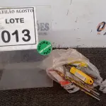 LOTE 013 - 01 LOTE COM VÁRIAS BROCAS TAMANHOS DIVERSOS PARA PAREDE E FERRO. (NO ESTADO) ATENÇÃO! FAZER A VISITAÇÃO ANTES DE ARREMATAR, NÃO SABEMOS SE FUNCIONA, LEILÃO NÃO TEM GARANTIA E NEM DEVOLUÇÃO, SUJEITO A POSSÍVEIS AVARIAS VISÍVEIS/OCULTAS E/OU AUSÊNCIA DE COMPONENTES.