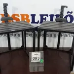 LOTE 093 - 02 BANCOS DE MODULO CENÁRIO. (NO ESTADO) ATENÇÃO! FAZER A VISITAÇÃO ANTES DE ARREMATAR, NÃO SABEMOS SE FUNCIONA, LEILÃO NÃO TEM GARANTIA E NEM DEVOLUÇÃO, SUJEITO A POSSÍVEIS AVARIAS VISÍVEIS/OCULTAS E/OU AUSÊNCIA DE COMPONENTES.
