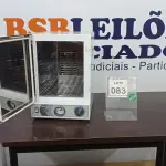 LOTE 083 - 01 ESTUFA PARA ESTERILIZAÇÃO E SECAGEM. (NO ESTADO) ATENÇÃO! FAZER A VISITAÇÃO ANTES DE ARREMATAR, NÃO SABEMOS SE FUNCIONA, LEILÃO NÃO TEM GARANTIA E NEM DEVOLUÇÃO, SUJEITO A POSSÍVEIS AVARIAS VISÍVEIS/OCULTAS E/OU AUSÊNCIA DE COMPONENTES.
