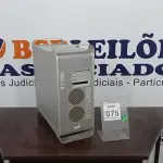 LOTE 075 - 01 SERVIDOR IMAC APPLE. (NO ESTADO) ATENÇÃO! FAZER A VISITAÇÃO ANTES DE ARREMATAR, NÃO SABEMOS SE FUNCIONA, LEILÃO NÃO TEM GARANTIA E NEM DEVOLUÇÃO, SUJEITO A POSSÍVEIS AVARIAS VISÍVEIS/OCULTAS E/OU AUSÊNCIA DE COMPONENTES.