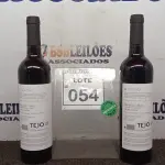 LOTE 054 - 02 GARRAFAS DE VINHO TINTO VALA REAL PORTUGUÊS SAFRA 2019 750ML. (NO ESTADO) ATENÇÃO! FAZER A VISITAÇÃO ANTES DE ARREMATAR, NÃO SABEMOS SE FUNCIONA, LEILÃO NÃO TEM GARANTIA E NEM DEVOLUÇÃO, SUJEITO A POSSÍVEIS AVARIAS VISÍVEIS/OCULTAS E/OU AUSÊNCIA DE COMPONENTES.