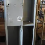 LOTE 382 - 01 ARMÁRIO DE AÇO COM 04 DIVISÕES DE 1.73X1.95. (NO ESTADO) ATENÇÃO! FAZER A VISITAÇÃO ANTES DE ARREMATAR, NÃO SABEMOS SE FUNCIONA, LEILÃO NÃO TEM GARANTIA E NEM DEVOLUÇÃO, SUJEITO A POSSÍVEIS AVARIAS VISÍVEIS/OCULTAS E/OU AUSÊNCIA DE COMPONENTES.