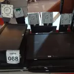 LOTE 068 - 08 MONITORES LCD DE MARCAS E MODELOS DIVERSOS. (NO ESTADO) ATENÇÃO! FAZER A VISITAÇÃO ANTES DE ARREMATAR, NÃO SABEMOS SE FUNCIONA, LEILÃO NÃO TEM GARANTIA E NEM DEVOLUÇÃO, SUJEITO A POSSÍVEIS AVARIAS VISÍVEIS/OCULTAS E/OU AUSÊNCIA DE COMPONENTES.