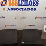 LOTE 277 - 02 SCANNERS MARCA KODAK. (NO ESTADO) ATENÇÃO! FAZER A VISITAÇÃO ANTES DE ARREMATAR, NÃO SABEMOS SE FUNCIONA, LEILÃO NÃO TEM GARANTIA E NEM DEVOLUÇÃO, SUJEITO A POSSÍVEIS AVARIAS VISÍVEIS/OCULTAS E/OU AUSÊNCIA DE COMPONENTES.