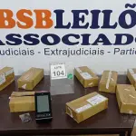 LOTE 104 - 09 CONSOLES LCD PARA BIKE MODELO ICS. (NO ESTADO) ATENÇÃO! FAZER A VISITAÇÃO ANTES DE ARREMATAR, NÃO SABEMOS SE FUNCIONA. LEILÃO NÃO TEM GARANTIA E NEM DEVOLUÇÃO, SUJEITO A POSSÍVEIS AVARIAS VISÍVEIS/OCULTAS E/OU AUSÊNCIA DE COMPONENTES.