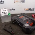 LOTE 248 - 01 AUXILIADOR DE PARTIDA 12V 500 MARCA BLACK & DECKER. (NO ESTADO) ATENÇÃO! FAZER A VISITAÇÃO ANTES DE ARREMATAR, NÃO SABEMOS SE FUNCIONA, LEILÃO NÃO TEM GARANTIA E NEM DEVOLUÇÃO, SUJEITO A POSSÍVEIS AVARIAS VISÍVEIS/OCULTAS E/OU AUSÊNCIA DE COMPONENTES.