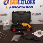 LOTE 116 - 01 MARTELETE E FURADEIRA COM MALETA.  MARCA HAMMERDRILL. (NO ESTADO) ATENÇÃO! FAZER A VISITAÇÃO ANTES DE ARREMATAR, NÃO SABEMOS SE FUNCIONA. LEILÃO NÃO TEM GARANTIA E NEM DEVOLUÇÃO, SUJEITO A POSSÍVEIS AVARIAS VISÍVEIS/OCULTAS E/OU AUSÊNCIA DE COMPONENTES.
