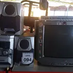 LOTE 094 - 01 TV DE TUBO MARCA LG , 01 MINISYSTEM COM 02 CAIXA E 01 APARELHO DE DVD MARCA FUJIKAWA. (NO ESTADO) ATENÇÃO! FAZER A VISITAÇÃO ANTES DE ARREMATAR, NÃO SABEMOS SE FUNCIONA, LEILÃO NÃO TEM GARANTIA E NEM DEVOLUÇÃO, SUJEITO A POSSÍVEIS AVARIAS VISÍVEIS/OCULTAS E/OU AUSÊNCIA DE COMPONENTES.