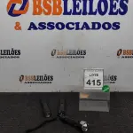 LOTE 415 - 03 LANTERNAS. (NO ESTADO) ATENÇÃO! FAZER A VISITAÇÃO ANTES DE ARREMATAR, NÃO SABEMOS SE FUNCIONA, LEILÃO NÃO TEM GARANTIA E NEM DEVOLUÇÃO, SUJEITO A POSSÍVEIS AVARIAS VISÍVEIS/OCULTAS E/OU AUSÊNCIA DE COMPONENTES.