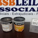 LOTE 092 - 02 GALÕES DE REJUNTAMENTO 4KG CADA NAS CORES CARVALHO E CINZA PLATINO MARCA AXTON. (NO ESTADO) ATENÇÃO! FAZER A VISITAÇÃO ANTES DE ARREMATAR, NÃO SABEMOS SE FUNCIONA, LEILÃO NÃO TEM GARANTIA E NEM DEVOLUÇÃO, SUJEITO A POSSÍVEIS AVARIAS VISÍVEIS/OCULTAS E/OU AUSÊNCIA DE COMPONENTES.