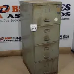 LOTE 347 - 01 ARQUIVO DE AÇO COM 04 GAVETAS. (NO ESTADO) ATENÇÃO! FAZER A VISITAÇÃO ANTES DE ARREMATAR, NÃO SABEMOS SE FUNCIONA, LEILÃO NÃO TEM GARANTIA E NEM DEVOLUÇÃO, SUJEITO A POSSÍVEIS AVARIAS VISÍVEIS/OCULTAS E/OU AUSÊNCIA DE COMPONENTES.