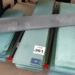 LOTE 361 - 01 LOTE COM GRANDE QUANTIDADE DE VIDROS DE TAMANHOS DIVERSOS. (NO ESTADO) ATENÇÃO! FAZER A VISITAÇÃO ANTES DE ARREMATAR, NÃO SABEMOS SE FUNCIONA, LEILÃO NÃO TEM GARANTIA E NEM DEVOLUÇÃO, SUJEITO A POSSÍVEIS AVARIAS VISÍVEIS/OCULTAS E/OU AUSÊNCIA DE COMPONENTES.