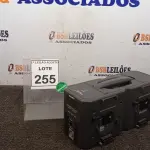 LOTE 255 - 01 CARREGADOR DE BATERIAS SONY BC-M150. (NO ESTADO) ATENÇÃO! FAZER A VISITAÇÃO ANTES DE ARREMATAR, NÃO SABEMOS SE FUNCIONA, LEILÃO NÃO TEM GARANTIA E NEM DEVOLUÇÃO, SUJEITO A POSSÍVEIS AVARIAS VISÍVEIS/OCULTAS E/OU AUSÊNCIA DE COMPONENTES.
