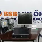 LOTE 059 - 01 MONITOR MARCA SAMSUNG E 02 CPU’S. (NO ESTADO) ATENÇÃO! FAZER A VISITAÇÃO ANTES DE ARREMATAR, NÃO SABEMOS SE FUNCIONA, LEILÃO NÃO TEM GARANTIA E NEM DEVOLUÇÃO, SUJEITO A POSSÍVEIS AVARIAS VISÍVEIS/OCULTAS E/OU AUSÊNCIA DE COMPONENTES.