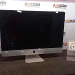 LOTE 216 - 01 IMAC APPLE. (NO ESTADO) ATENÇÃO! FAZER A VISITAÇÃO ANTES DE ARREMATAR, NÃO SABEMOS SE FUNCIONA, LEILÃO NÃO TEM GARANTIA E NEM DEVOLUÇÃO, SUJEITO A POSSÍVEIS AVARIAS VISÍVEIS/OCULTAS E/OU AUSÊNCIA DE COMPONENTES.