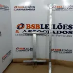 LOTE 353 - 02 ESTRUTURAS DE METAL GALVANIZADA COM BRAÇO DE FIXAÇÃO. (NO ESTADO) ATENÇÃO! FAZER A VISITAÇÃO ANTES DE ARREMATAR, NÃO SABEMOS SE FUNCIONA. LEILÃO NÃO TEM GARANTIA E NEM DEVOLUÇÃO, SUJEITO A POSSÍVEIS AVARIAS VISÍVEIS/OCULTAS E/OU AUSÊNCIA DE COMPONENTES.