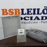 LOTE 381 - 01 CAIXA PLÁSTICA PARA UNIDADE DE MEDIÇÃO DE ÁGUA. (NO ESTADO) ATENÇÃO! FAZER A VISITAÇÃO ANTES DE ARREMATAR, NÃO SABEMOS SE FUNCIONA, LEILÃO NÃO TEM GARANTIA E NEM DEVOLUÇÃO, SUJEITO A POSSÍVEIS AVARIAS VISÍVEIS/OCULTAS E/OU AUSÊNCIA DE COMPONENTES.