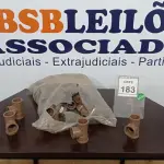 LOTE 183 - 01 LOTE COM GRANDE QUANTIDADE DE TÊ HIDRÁULICO 40-40MM. (NO ESTADO) ATENÇÃO! FAZER A VISITAÇÃO ANTES DE ARREMATAR, NÃO SABEMOS SE FUNCIONA. LEILÃO NÃO TEM GARANTIA E NEM DEVOLUÇÃO, SUJEITO A POSSÍVEIS AVARIAS VISÍVEIS/OCULTAS E/OU AUSÊNCIA DE COMPONENTES.