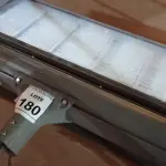 LOTE 180 - 01 REFLETOR LED PARA QUADRA. (NO ESTADO) ATENÇÃO! FAZER A VISITAÇÃO ANTES DE ARREMATAR, NÃO SABEMOS SE FUNCIONA. LEILÃO NÃO TEM GARANTIA E NEM DEVOLUÇÃO, SUJEITO A POSSÍVEIS AVARIAS VISÍVEIS/OCULTAS E/OU AUSÊNCIA DE COMPONENTES.