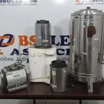 LOTE 415 - 03 BASES DE LIQUIDIFICADOR INDUSTRIAL, 01 BEBEDOURO DE PAREDE E 01 CAFETEIRA INDUSTRIAL. (NO ESTADO) ATENÇÃO! FAZER A VISITAÇÃO ANTES DE ARREMATAR, NÃO SABEMOS SE FUNCIONA. LEILÃO NÃO TEM GARANTIA E NEM DEVOLUÇÃO, SUJEITO A POSSÍVEIS AVARIAS VISÍVEIS/OCULTAS E/OU AUSÊNCIA DE COMPONENTES.