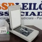 LOTE 295 - 01 SCANNER MODELO FI-7280 MARCA FUJITSU. (NO ESTADO) ATENÇÃO! FAZER A VISITAÇÃO ANTES DE ARREMATAR, NÃO SABEMOS SE FUNCIONA. LEILÃO NÃO TEM GARANTIA E NEM DEVOLUÇÃO, SUJEITO A POSSÍVEIS AVARIAS VISÍVEIS/OCULTAS E/OU AUSÊNCIA DE COMPONENTES.