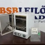 LOTE 219 - 01 ESTUFA PARA ESTERILIZAÇÃO E SECAGEM. (NO ESTADO) ATENÇÃO! FAZER A VISITAÇÃO ANTES DE ARREMATAR, NÃO SABEMOS SE FUNCIONA, LEILÃO NÃO TEM GARANTIA E NEM DEVOLUÇÃO, SUJEITO A POSSÍVEIS AVARIAS VISÍVEIS/OCULTAS E/OU AUSÊNCIA DE COMPONENTES.
