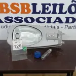 LOTE 126 - 01 LUMINÁRIA DE POSTE. (NO ESTADO) ATENÇÃO! FAZER A VISITAÇÃO ANTES DE ARREMATAR, NÃO SABEMOS SE FUNCIONA. LEILÃO NÃO TEM GARANTIA E NEM DEVOLUÇÃO, SUJEITO A POSSÍVEIS AVARIAS VISÍVEIS/OCULTAS E/OU AUSÊNCIA DE COMPONENTES.
