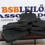 LOTE 203 - 08 BOLSAS DE NOTEBOOK. (NO ESTADO) ATENÇÃO! FAZER A VISITAÇÃO ANTES DE ARREMATAR, NÃO SABEMOS SE FUNCIONA. LEILÃO NÃO TEM GARANTIA E NEM DEVOLUÇÃO, SUJEITO A POSSÍVEIS AVARIAS VISÍVEIS/OCULTAS E/OU AUSÊNCIA DE COMPONENTES.