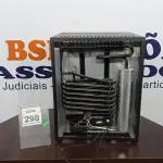 LOTE 298 - 01 ADEGA 40L 220V. (NO ESTADO) ATENÇÃO! FAZER A VISITAÇÃO ANTES DE ARREMATAR, NÃO SABEMOS SE FUNCIONA. LEILÃO NÃO TEM GARANTIA E NEM DEVOLUÇÃO, SUJEITO A POSSÍVEIS AVARIAS VISÍVEIS/OCULTAS E/OU AUSÊNCIA DE COMPONENTES.