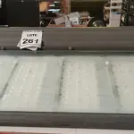 LOTE 261 - 01 REFLETOR LED PARA QUADRA. (NO ESTADO) ATENÇÃO! FAZER A VISITAÇÃO ANTES DE ARREMATAR, NÃO SABEMOS SE FUNCIONA. LEILÃO NÃO TEM GARANTIA E NEM DEVOLUÇÃO, SUJEITO A POSSÍVEIS AVARIAS VISÍVEIS/OCULTAS E/OU AUSÊNCIA DE COMPONENTES.