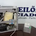 LOTE 179 - 01 BEBEDOURO EM INOX MARCA CÂNOVAS. (NO ESTADO) ATENÇÃO! FAZER A VISITAÇÃO ANTES DE ARREMATAR, NÃO SABEMOS SE FUNCIONA. LEILÃO NÃO TEM GARANTIA E NEM DEVOLUÇÃO, SUJEITO A POSSÍVEIS AVARIAS VISÍVEIS/OCULTAS E/OU AUSÊNCIA DE COMPONENTES.