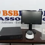 LOTE 232 - 01 APARELHO DVR, 01 MONITOR E 01 CÂMERA DE MONITORAMENTO. (NO ESTADO) ATENÇÃO! FAZER A VISITAÇÃO ANTES DE ARREMATAR, NÃO SABEMOS SE FUNCIONA. LEILÃO NÃO TEM GARANTIA E NEM DEVOLUÇÃO, SUJEITO A POSSÍVEIS AVARIAS VISÍVEIS/OCULTAS E/OU AUSÊNCIA DE COMPONENTES.