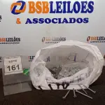 LOTE 161 - 01 ROLO DE FIO COAXIAL E GRANDE QUANTIDADE DE PARAFUSOS DIVERSOS. (NO ESTADO) ATENÇÃO! FAZER A VISITAÇÃO ANTES DE ARREMATAR, NÃO SABEMOS SE FUNCIONA. LEILÃO NÃO TEM GARANTIA E NEM DEVOLUÇÃO, SUJEITO A POSSÍVEIS AVARIAS VISÍVEIS/OCULTAS E/OU AUSÊNCIA DE COMPONENTES.