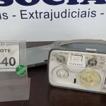 LOTE 440 - 01 GRAVADOR DE ROLO ANTIGO. (NO ESTADO) ATENÇÃO! FAZER A VISITAÇÃO ANTES DE ARREMATAR, NÃO SABEMOS SE FUNCIONA. LEILÃO NÃO TEM GARANTIA E NEM DEVOLUÇÃO, SUJEITO A POSSÍVEIS AVARIAS VISÍVEIS/OCULTAS E/OU AUSÊNCIA DE COMPONENTES.