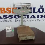 LOTE 189 - 01 BALANÇA MARCA FILIZOLA. (NO ESTADO) ATENÇÃO! FAZER A VISITAÇÃO ANTES DE ARREMATAR, NÃO SABEMOS SE FUNCIONA. LEILÃO NÃO TEM GARANTIA E NEM DEVOLUÇÃO, SUJEITO A POSSÍVEIS AVARIAS VISÍVEIS/OCULTAS E/OU AUSÊNCIA DE COMPONENTES.