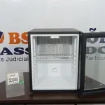 LOTE 298 - 01 ADEGA 40L 220V. (NO ESTADO) ATENÇÃO! FAZER A VISITAÇÃO ANTES DE ARREMATAR, NÃO SABEMOS SE FUNCIONA. LEILÃO NÃO TEM GARANTIA E NEM DEVOLUÇÃO, SUJEITO A POSSÍVEIS AVARIAS VISÍVEIS/OCULTAS E/OU AUSÊNCIA DE COMPONENTES.