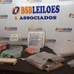 LOTE 245 - 05 TUBETES PROTETORES, 01 VARAL AUTOMÁTICO, 02 MASCARAS RESPIRADORES E FILTROS E DIVERSAS MASCARAS PROTETORAS FACIAIS. (NO ESTADO) ATENÇÃO! FAZER A VISITAÇÃO ANTES DE ARREMATAR, NÃO SABEMOS SE FUNCIONA, LEILÃO NÃO TEM GARANTIA E NEM DEVOLUÇÃO, SUJEITO A POSSÍVEIS AVARIAS VISÍVEIS/OCULTAS E/OU AUSÊNCIA DE COMPONENTES.