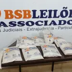 LOTE 182 - 10 PACOTES DE GRANITINA/08 PARA GRAFIADO COM 4KG CADA. (NO ESTADO) ATENÇÃO! FAZER A VISITAÇÃO ANTES DE ARREMATAR, NÃO SABEMOS SE FUNCIONA. LEILÃO NÃO TEM GARANTIA E NEM DEVOLUÇÃO, SUJEITO A POSSÍVEIS AVARIAS VISÍVEIS/OCULTAS E/OU AUSÊNCIA DE COMPONENTES.