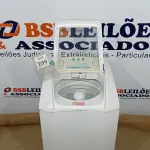 LOTE 299 - 01 MÁQUINA DE LAVAR 8KG 220V MARCA ELECTROLUX. (NO ESTADO) ATENÇÃO! FAZER A VISITAÇÃO ANTES DE ARREMATAR, NÃO SABEMOS SE FUNCIONA. LEILÃO NÃO TEM GARANTIA E NEM DEVOLUÇÃO, SUJEITO A POSSÍVEIS AVARIAS VISÍVEIS/OCULTAS E/OU AUSÊNCIA DE COMPONENTES.