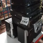 LOTE 162 - 03 APARELHOS DE VÍDEO CASSETE, 01 APARELHO DE COM 03 CAIXAS E 01 APARELHO DE SOM MODULAR. (NO ESTADO) ATENÇÃO! FAZER A VISITAÇÃO ANTES DE ARREMATAR, NÃO SABEMOS SE FUNCIONA. LEILÃO NÃO TEM GARANTIA E NEM DEVOLUÇÃO, SUJEITO A POSSÍVEIS AVARIAS VISÍVEIS/OCULTAS E/OU AUSÊNCIA DE COMPONENTES.