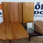 LOTE 331 - 20 PEÇAS DE MADEIRA 30,00. (NO ESTADO) ATENÇÃO! FAZER A VISITAÇÃO ANTES DE ARREMATAR, NÃO SABEMOS SE FUNCIONA. LEILÃO NÃO TEM GARANTIA E NEM DEVOLUÇÃO, SUJEITO A POSSÍVEIS AVARIAS VISÍVEIS/OCULTAS E/OU AUSÊNCIA DE COMPONENTES.