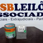 LOTE 313 - 01 LATA DE TINTA ESMALTE DE 3,6L NA COR BRILHANTE VERMELHO MARCA SUVINIL. (NO ESTADO) ATENÇÃO! FAZER A VISITAÇÃO ANTES DE ARREMATAR, NÃO SABEMOS SE FUNCIONA. LEILÃO NÃO TEM GARANTIA E NEM DEVOLUÇÃO, SUJEITO A POSSÍVEIS AVARIAS VISÍVEIS/OCULTAS E/OU AUSÊNCIA DE COMPONENTES.
