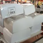 LOTE 263 - 10 DISPENSES DE PAPEL. (NO ESTADO) ATENÇÃO! FAZER A VISITAÇÃO ANTES DE ARREMATAR, NÃO SABEMOS SE FUNCIONA. LEILÃO NÃO TEM GARANTIA E NEM DEVOLUÇÃO, SUJEITO A POSSÍVEIS AVARIAS VISÍVEIS/OCULTAS E/OU AUSÊNCIA DE COMPONENTES.