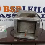 LOTE 287 - 01 FRITADEIRA ELÉTRICA EM INOX. (NO ESTADO) ATENÇÃO! FAZER A VISITAÇÃO ANTES DE ARREMATAR, NÃO SABEMOS SE FUNCIONA. LEILÃO NÃO TEM GARANTIA E NEM DEVOLUÇÃO, SUJEITO A POSSÍVEIS AVARIAS VISÍVEIS/OCULTAS E/OU AUSÊNCIA DE COMPONENTES.
