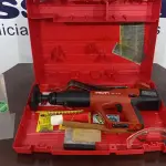 LOTE 288 - 01 FINCA PINO HLTI MODELO DX A41 COM ACESSÓRIOS E MALETA. (NO ESTADO) ATENÇÃO! FAZER A VISITAÇÃO ANTES DE ARREMATAR, NÃO SABEMOS SE FUNCIONA. LEILÃO NÃO TEM GARANTIA E NEM DEVOLUÇÃO, SUJEITO A POSSÍVEIS AVARIAS VISÍVEIS/OCULTAS E/OU AUSÊNCIA DE COMPONENTES.