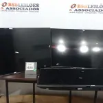 LOTE 408 - 03 TVS LCD DE 50’’ MARCA SAMSUNG. (NO ESTADO) ATENÇÃO! FAZER A VISITAÇÃO ANTES DE ARREMATAR, NÃO SABEMOS SE FUNCIONA. LEILÃO NÃO TEM GARANTIA E NEM DEVOLUÇÃO, SUJEITO A POSSÍVEIS AVARIAS VISÍVEIS/OCULTAS E/OU AUSÊNCIA DE COMPONENTES.