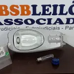 LOTE 185 - 01 LUMINÁRIA DE POSTE. (NO ESTADO) ATENÇÃO! FAZER A VISITAÇÃO ANTES DE ARREMATAR, NÃO SABEMOS SE FUNCIONA. LEILÃO NÃO TEM GARANTIA E NEM DEVOLUÇÃO, SUJEITO A POSSÍVEIS AVARIAS VISÍVEIS/OCULTAS E/OU AUSÊNCIA DE COMPONENTES.