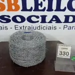 LOTE 330 - 01 ROLO DE ARAME FARPADO 500M. (NO ESTADO) ATENÇÃO! FAZER A VISITAÇÃO ANTES DE ARREMATAR, NÃO SABEMOS SE FUNCIONA. LEILÃO NÃO TEM GARANTIA E NEM DEVOLUÇÃO, SUJEITO A POSSÍVEIS AVARIAS VISÍVEIS/OCULTAS E/OU AUSÊNCIA DE COMPONENTES.