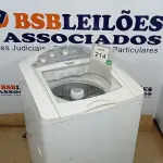 LOTE 214 - 01 MÁQUINA DE LAVAR DE 15,1KG 220V MARCA GE. (NO ESTADO) ATENÇÃO! FAZER A VISITAÇÃO ANTES DE ARREMATAR, NÃO SABEMOS SE FUNCIONA. LEILÃO NÃO TEM GARANTIA E NEM DEVOLUÇÃO, SUJEITO A POSSÍVEIS AVARIAS VISÍVEIS/OCULTAS E/OU AUSÊNCIA DE COMPONENTES.