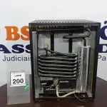 LOTE 200 - 01 ADEGA 40L 220V. (NO ESTADO) ATENÇÃO! FAZER A VISITAÇÃO ANTES DE ARREMATAR, NÃO SABEMOS SE FUNCIONA. LEILÃO NÃO TEM GARANTIA E NEM DEVOLUÇÃO, SUJEITO A POSSÍVEIS AVARIAS VISÍVEIS/OCULTAS E/OU AUSÊNCIA DE COMPONENTES.